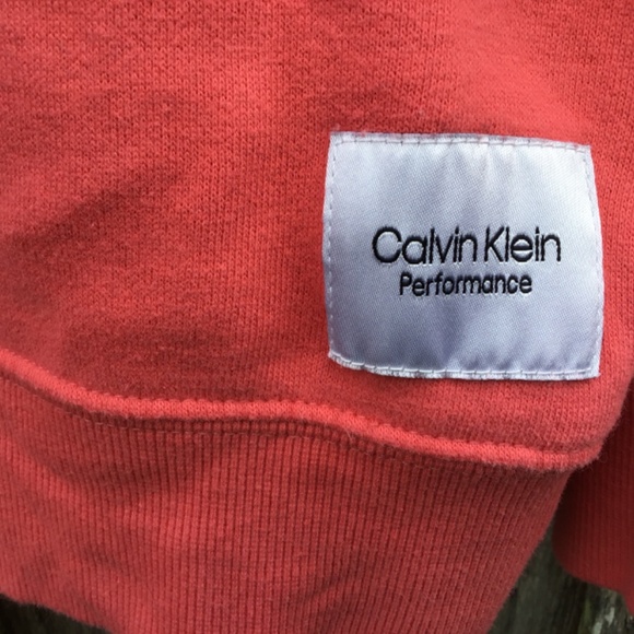 Calvin Klein performance sweatshirt size medium. Soft and oversized. - Picture 3 of 4